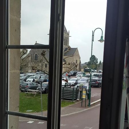 Gite De La Place De L'Eglise Sainte-Mere-Eglise Ngoại thất bức ảnh