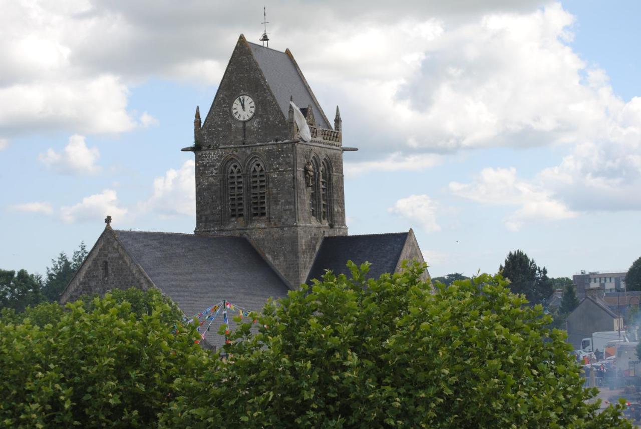 Gite De La Place De L'Eglise Sainte-Mere-Eglise Ngoại thất bức ảnh