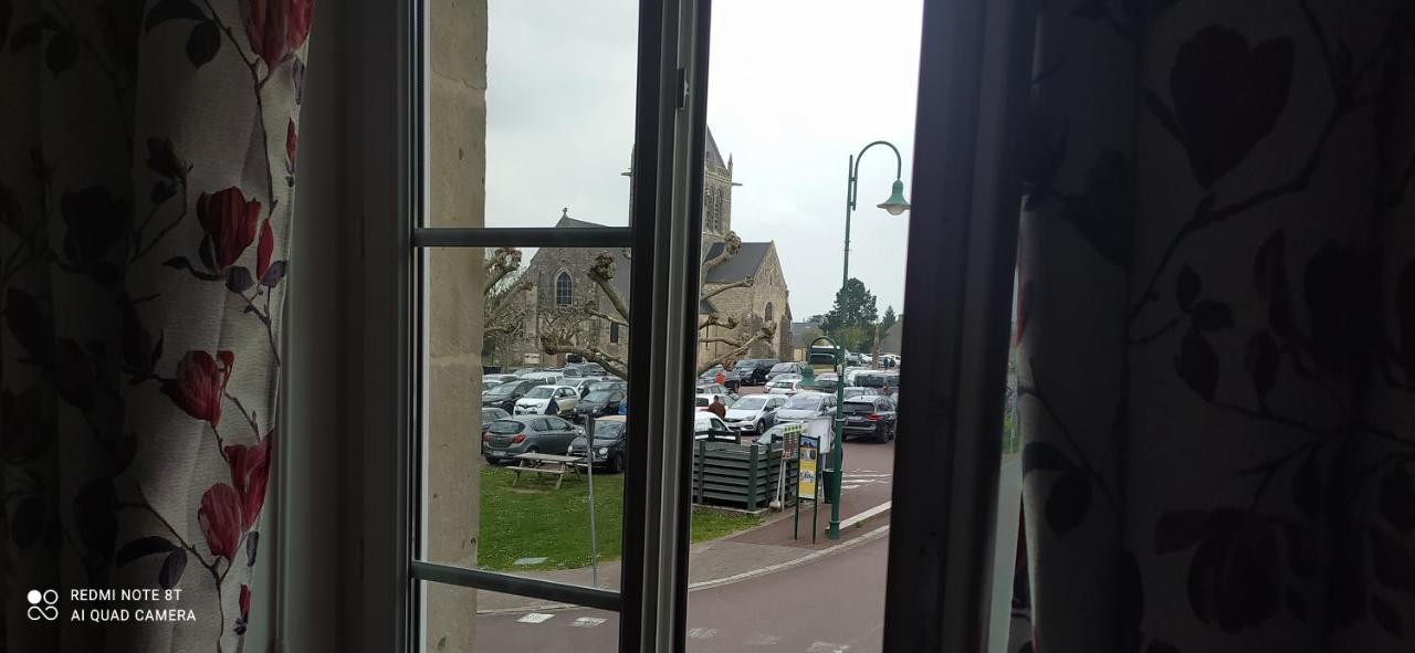 Gite De La Place De L'Eglise Sainte-Mere-Eglise Ngoại thất bức ảnh